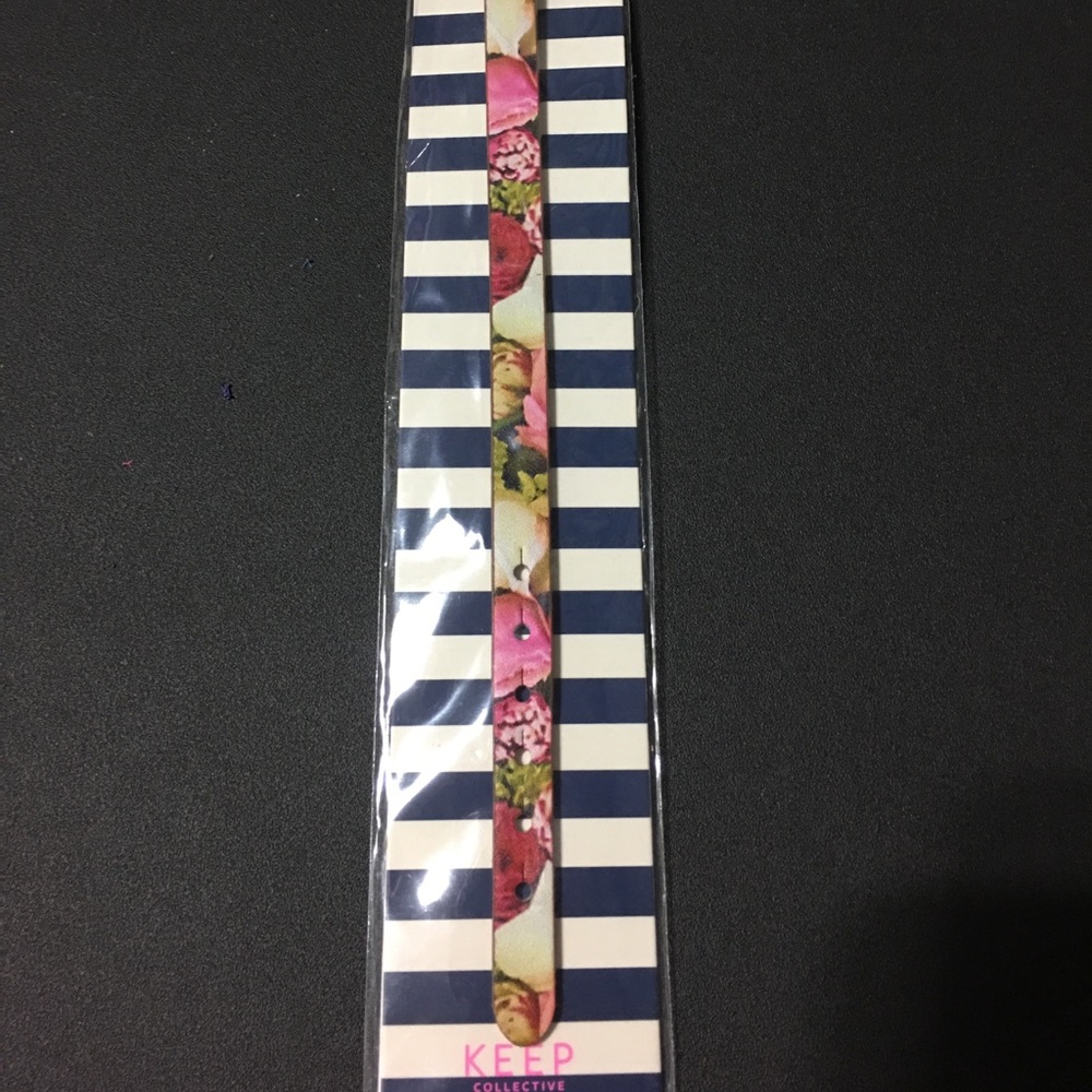 *SOLD* KEEP Collective Floral Band